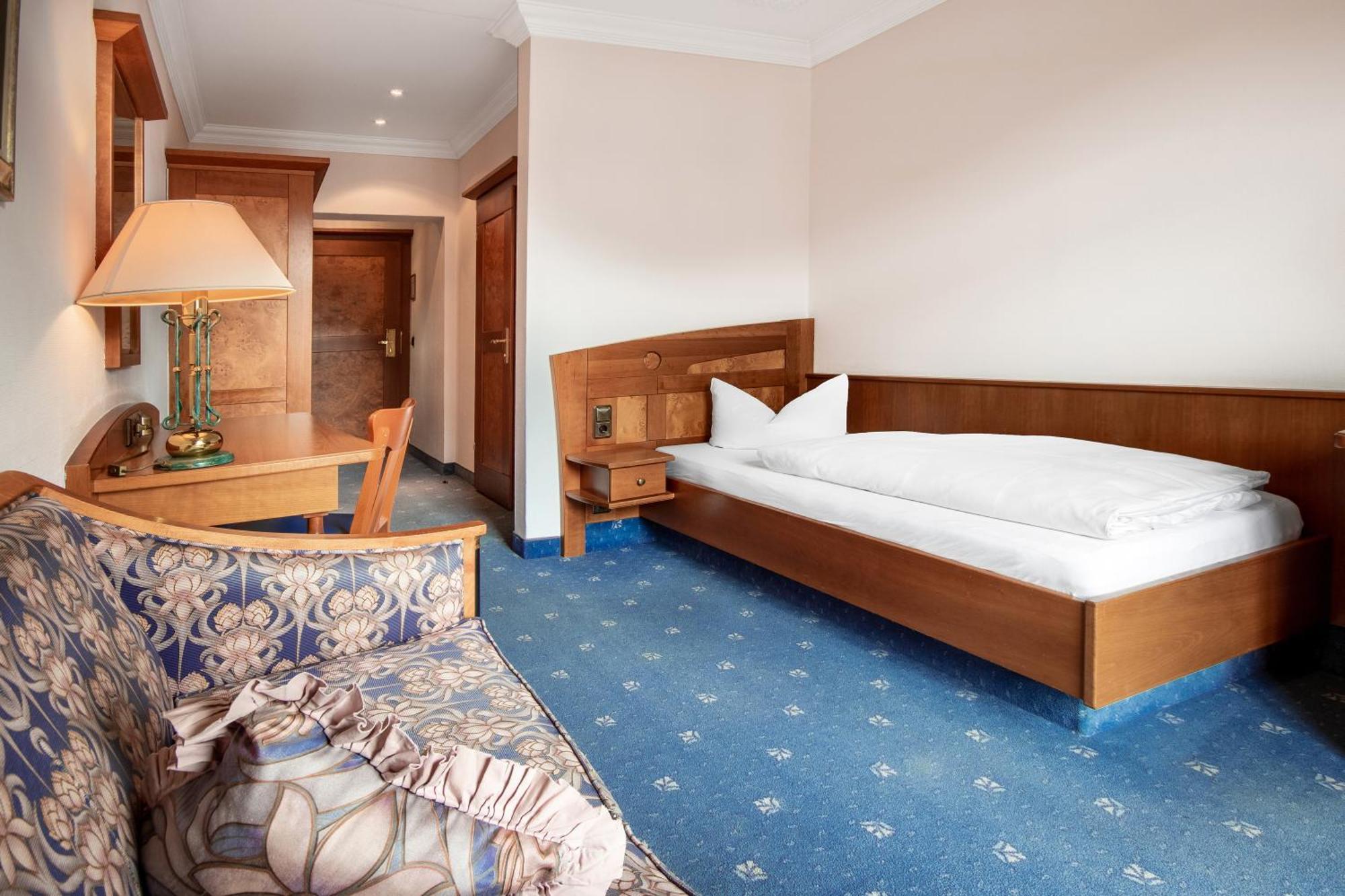 Post-Hotel Mittenwald Dış mekan fotoğraf