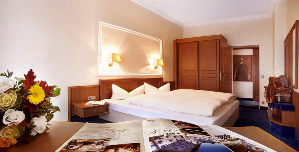 Post-Hotel Mittenwald Dış mekan fotoğraf