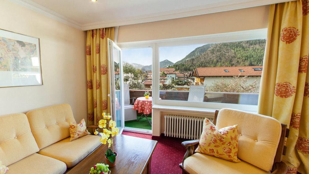 Post-Hotel Mittenwald Dış mekan fotoğraf